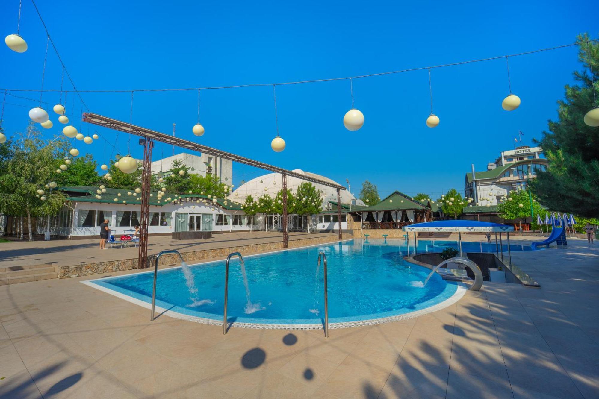 President Resort Hotel Bic Buitenkant foto